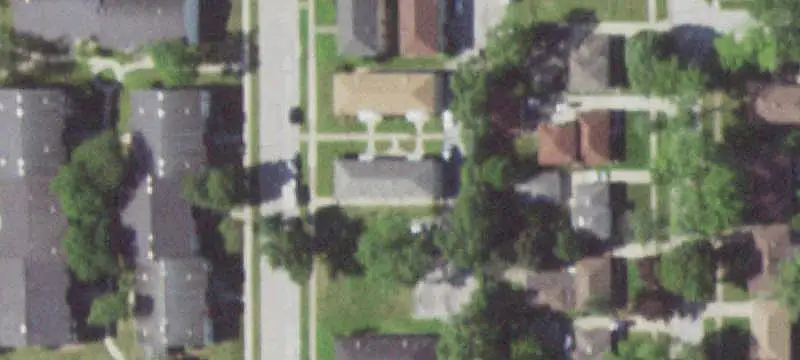 Brick 4-Unit Building