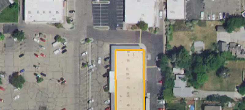 Net-Leased Shopping Center