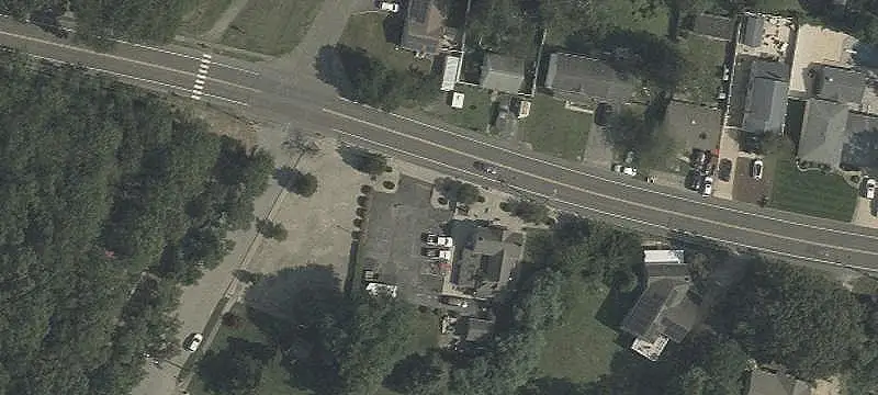 Mixed-Use Property with Bonus Building