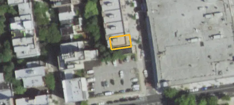 Open-Layout Mixed-Use Space