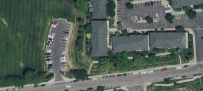 8-Unit Apartment Building