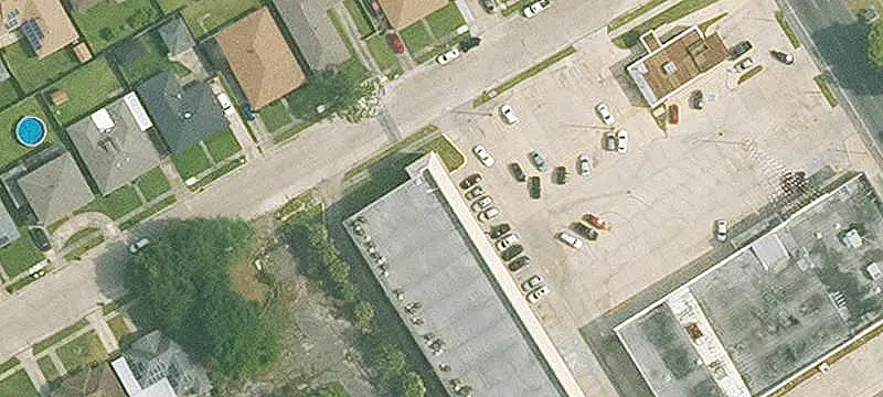 Strip Mall With End-Cap Space