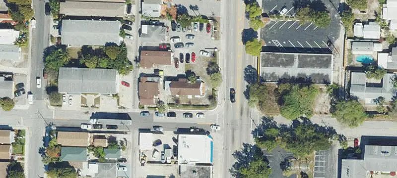 7-Unit Apartment Building