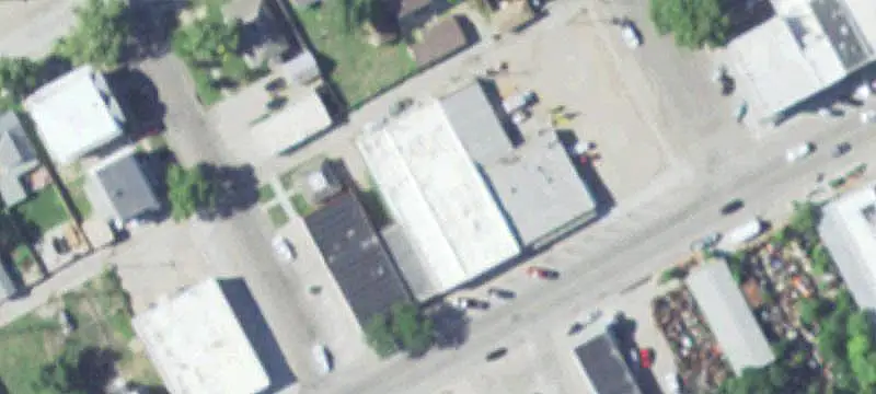 Open Storefront with Alley Access