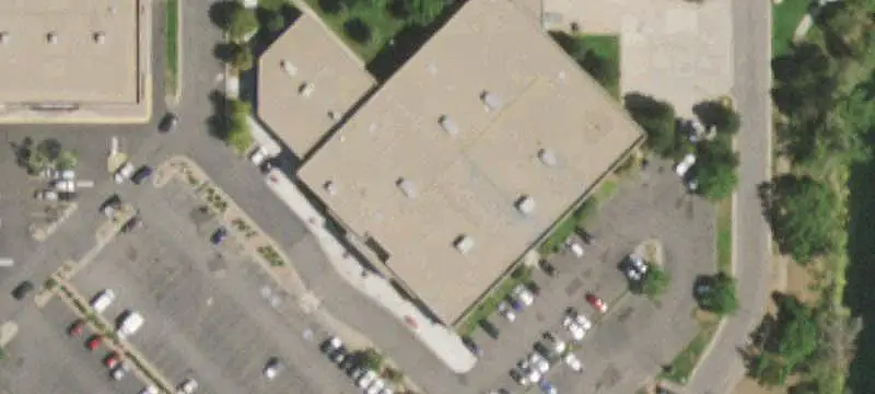 Fully Leased Shopping Center