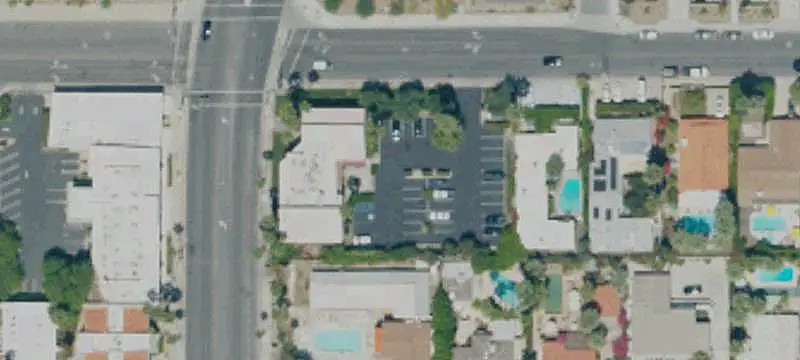 Signalized-Corner Office Building