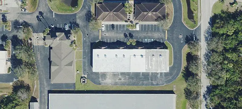 Open-Plan Retail Space