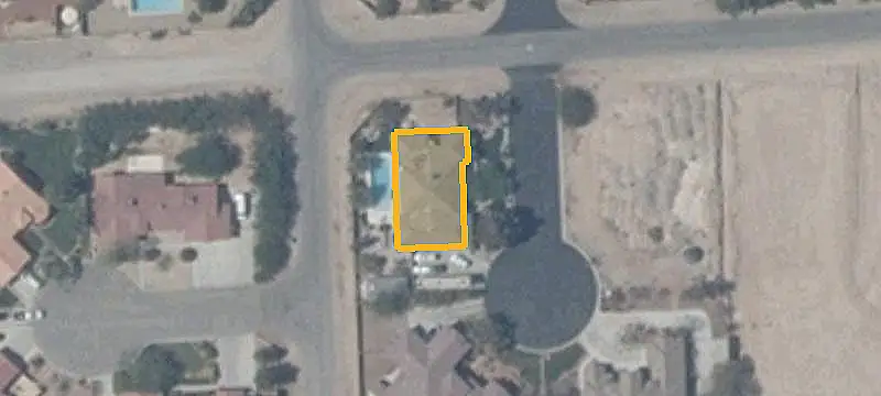 Flex Space with Secured Yard