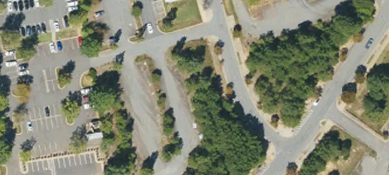 Commercial Land with Four-Story Potential
