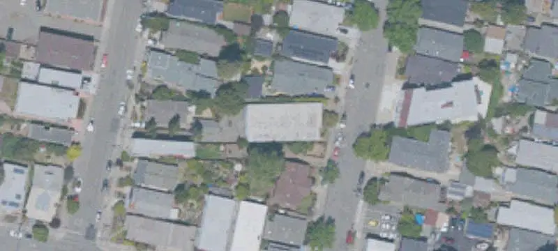 10-Unit Apartment Building
