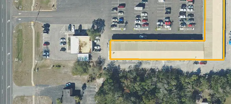 Shopping Center Under Modernization