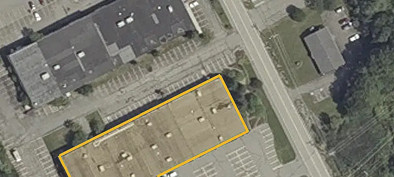 Manufacturing Facility with Flexible Layout