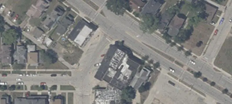 5-Unit Brick Apartment Building