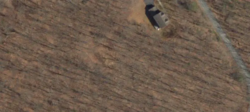 Buildable Land Tract Bordering State Land