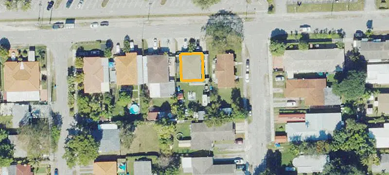 Duplex with 2023 Roof