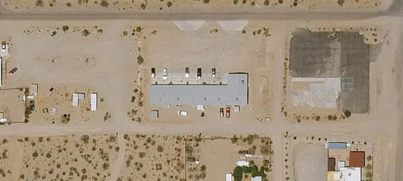 Multi-Unit Mixed-Use Plaza