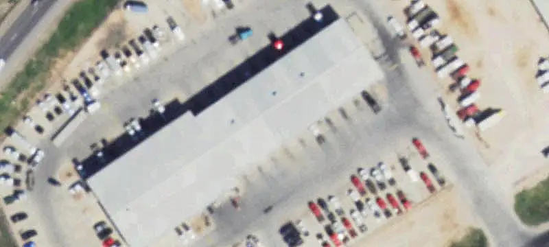 Warehouse with Highway Frontage