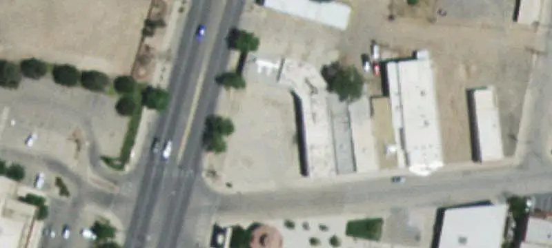 Auto Shop with 8 Overhead Doors