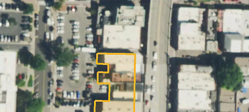 Fashion Consignment Retail Space