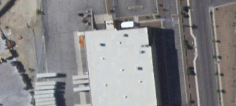 Distribution Center with Truck Court