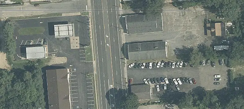 Mixed-Use Property with Roll-Up Doors