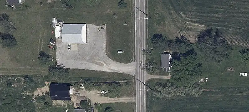 Unzoned Retail Building