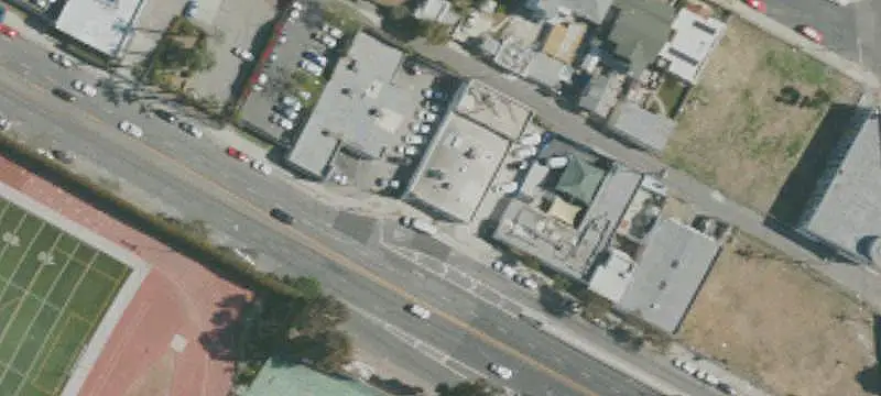 C2 Storefront Building