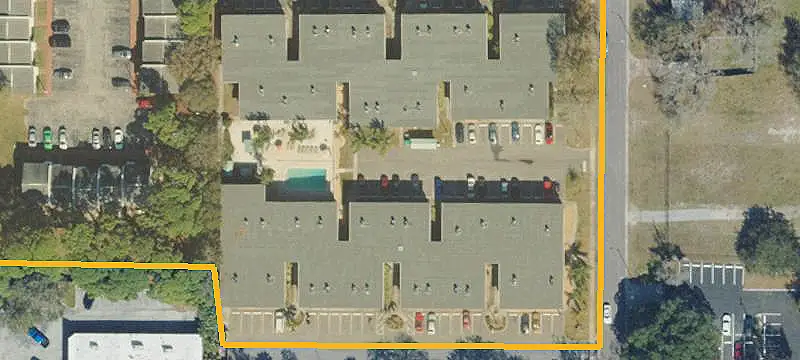 88-Unit Garden-Style Apartment Building