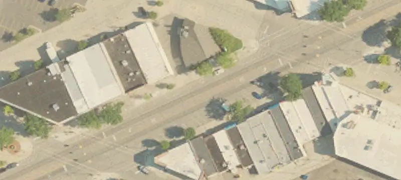 Freestanding Storefront Property