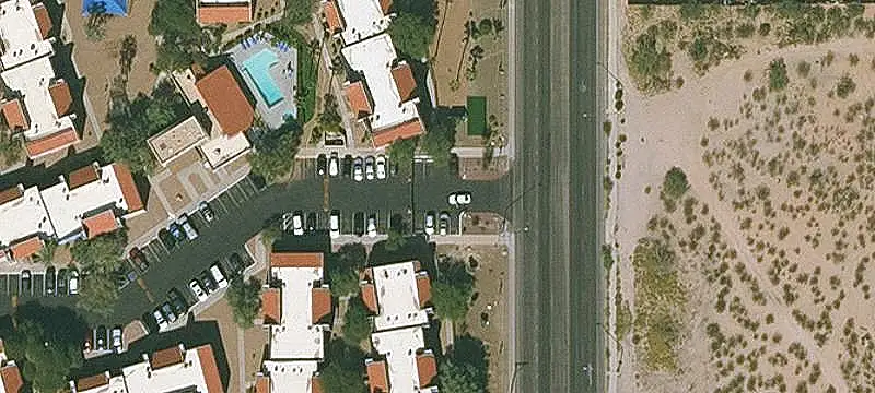 176-Unit Garden-Style Apartment Building