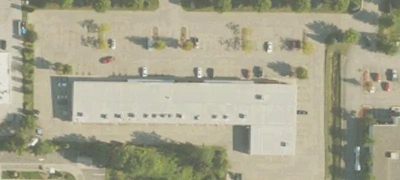 C-1 Strip Center Space