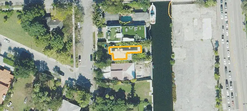 12-Unit Apartment Building