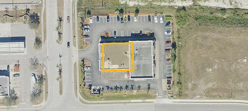Multi-Tenant Shopping Center