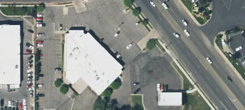 First-Floor Strip Mall Retail Space