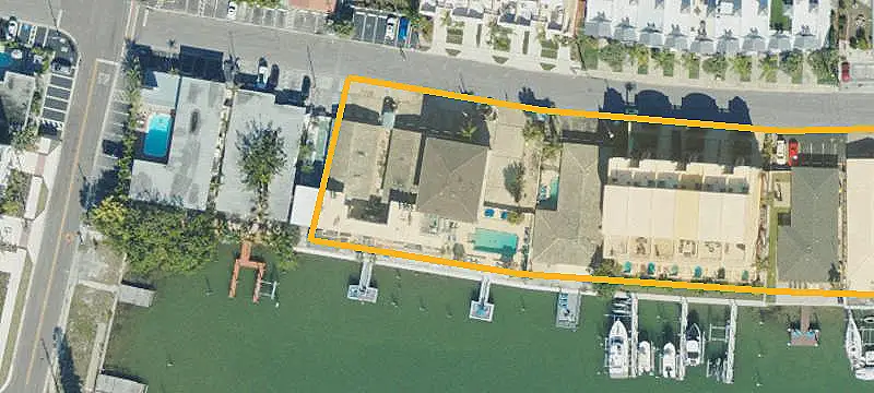 Waterfront Resort with Three Docks