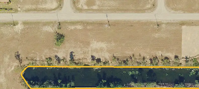 818 Northeast 32nd Lane, Cape Coral, FL 33909