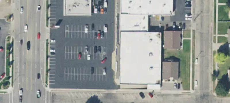 Multi-Tenant Shopping Center