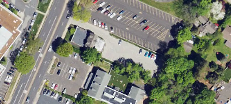 Office Building with Flexible Layout