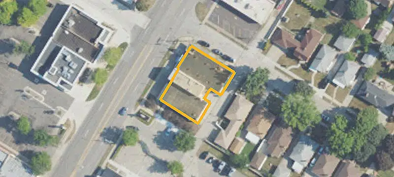 Three-Unit Mixed-Use Building
