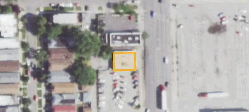 Multi-Tenant Retail Storefront