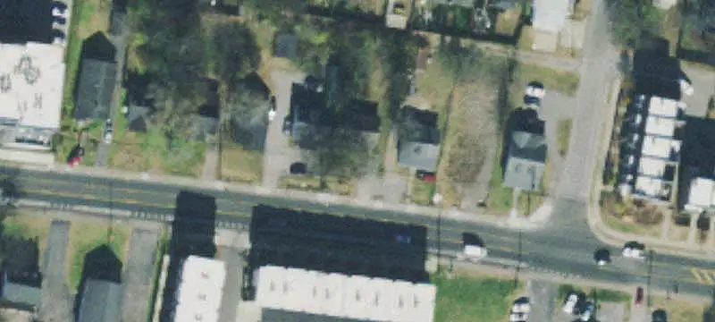 Office Building with Month-to-Month Tenancy