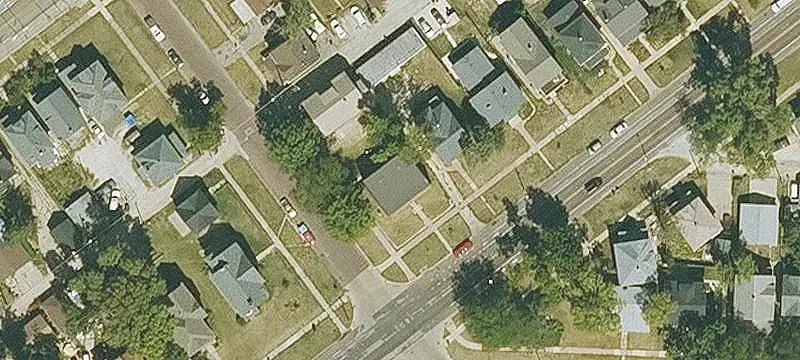 6-Unit Brick Apartment Building
