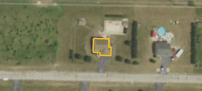 Lots & Acreage / Rural