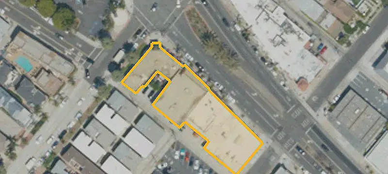 NNN Retail Property with Mezzanine