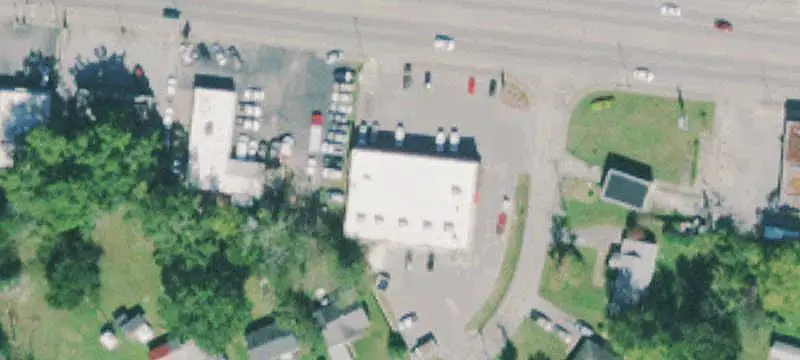 Open-Layout Retail Space