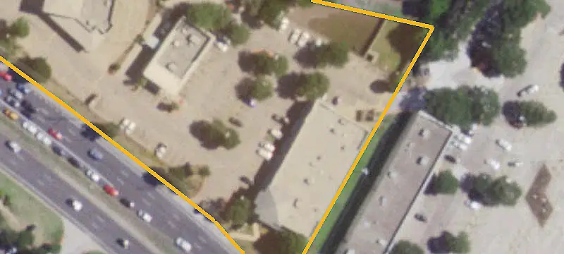 Multi-Tenant Retail Space