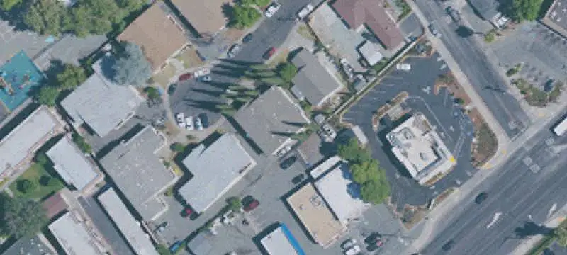 6-Unit Apartment Building