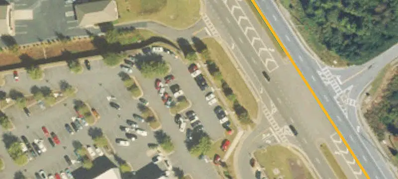CBD-Zoned Commercial Land