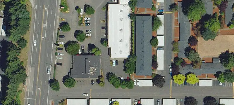 End-Cap Retail Space
