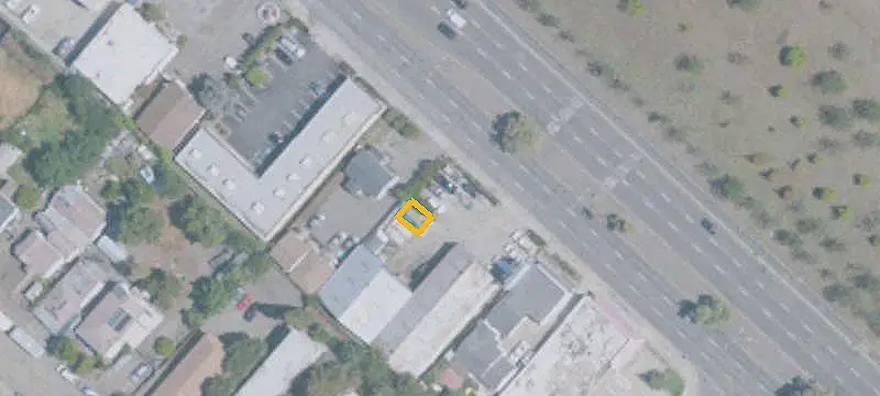 Divided Auto Shop Property